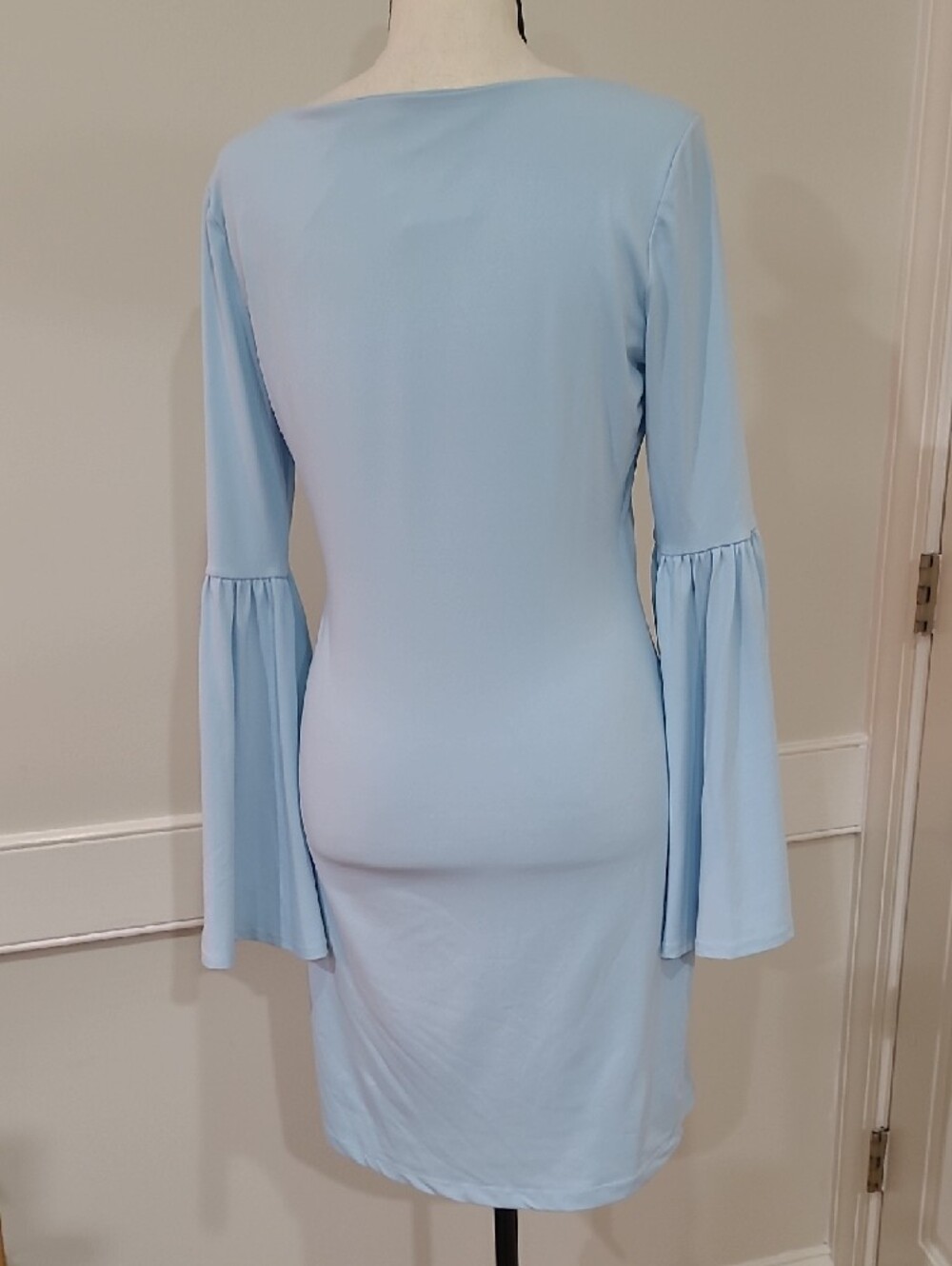 Susana Monaco Light Blue Bell Sleeve Shift Dress - Size M - Picture 5 of 8
